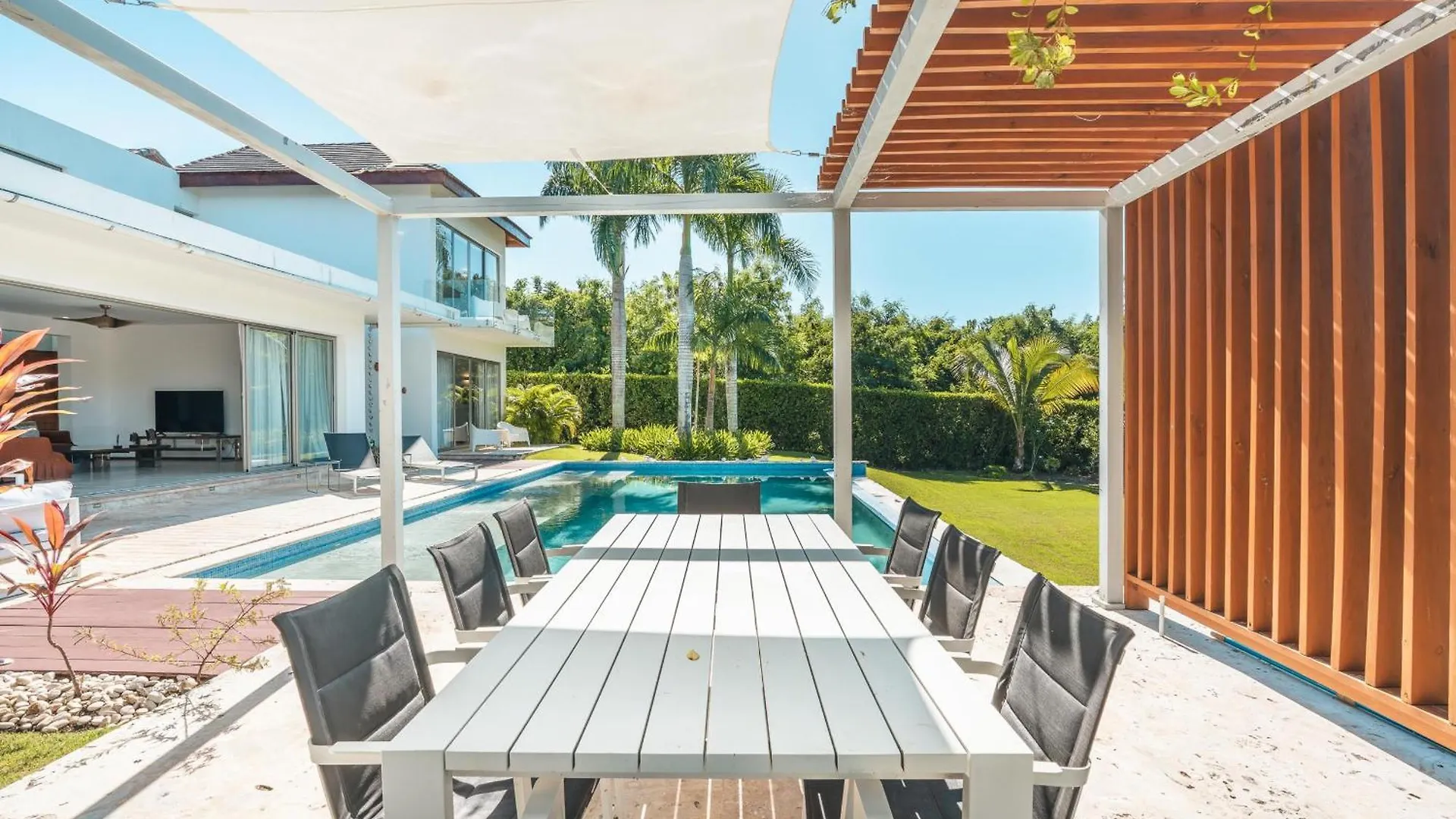 Luxurious And Modern Villa With Pool At Yarari Punta Cana Dominicaanse Republiek
