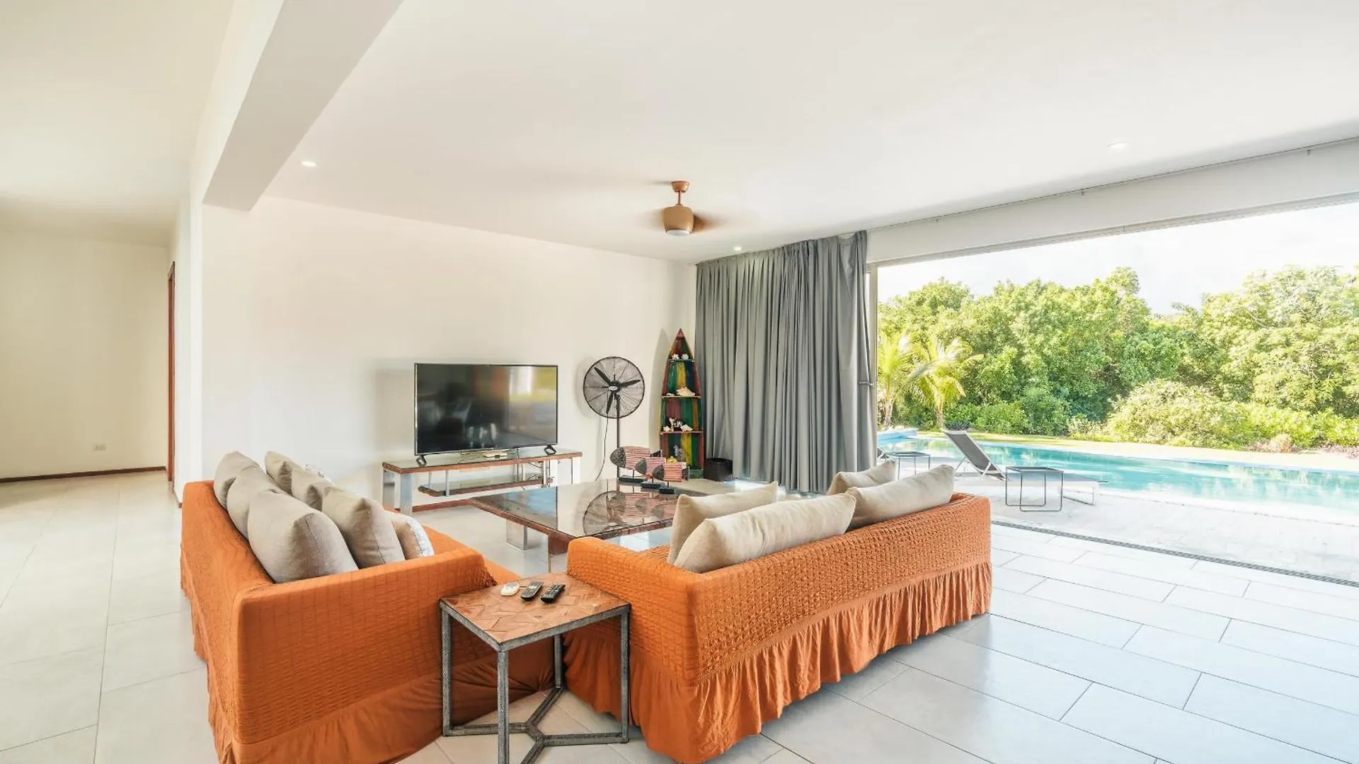 Luxurious And Modern Villa With Pool At Yarari Punta Cana Dominicaanse Republiek