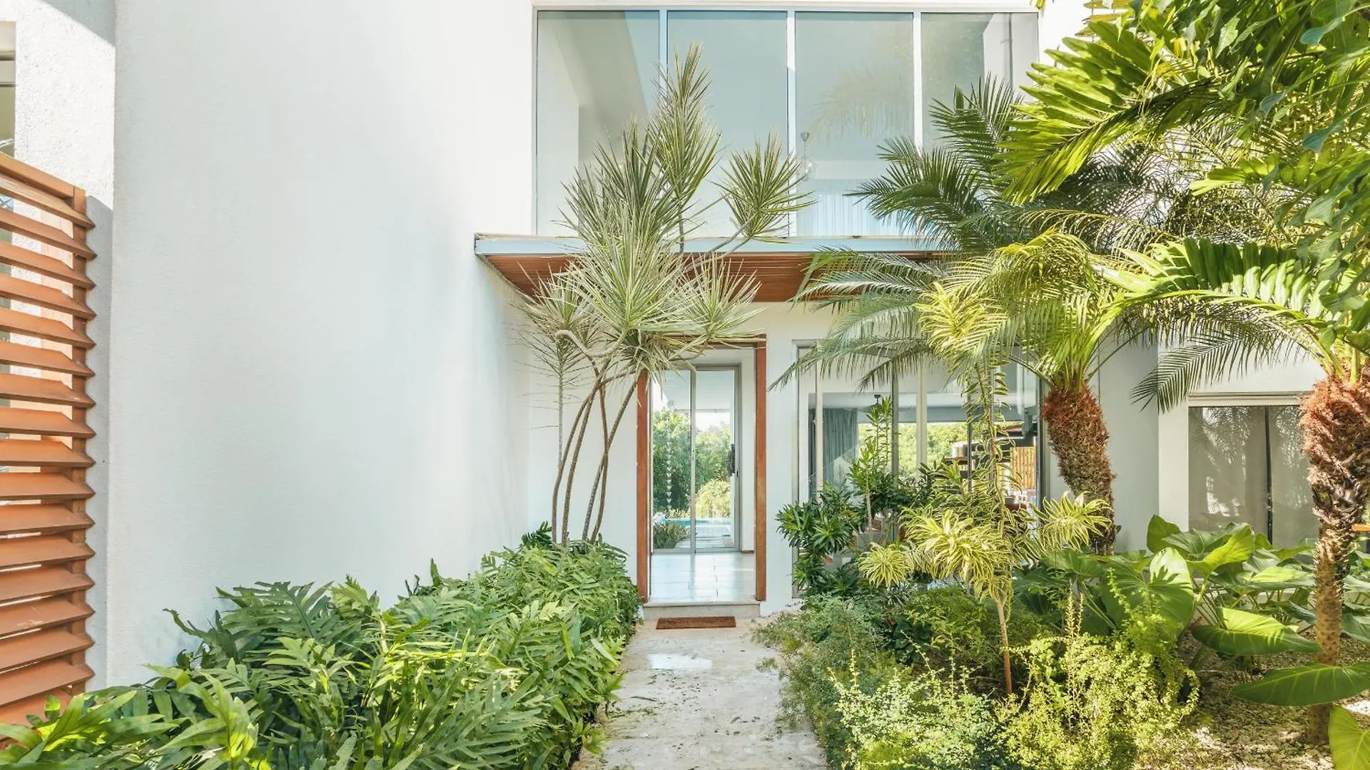 Luxurious And Modern Villa With Pool At Yarari Punta Cana Dominicaanse Republiek