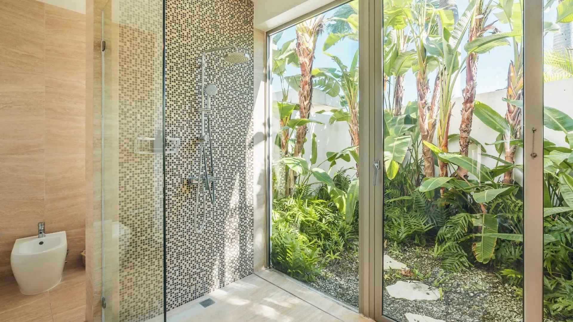 Luxurious And Modern Villa With Pool At Yarari Punta Cana
