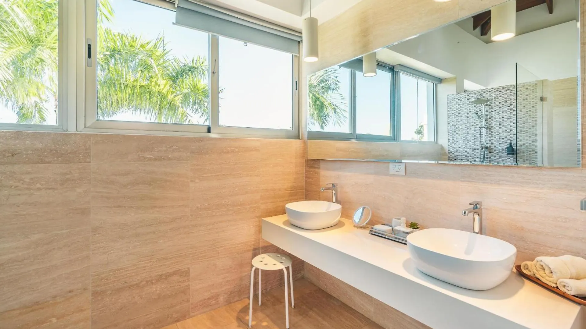 Luxurious And Modern Villa With Pool At Yarari Punta Cana